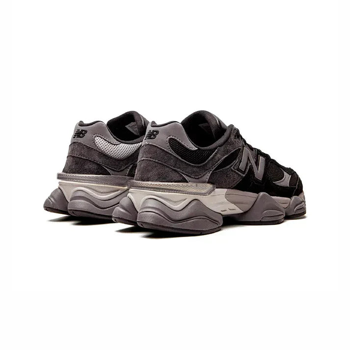 TechMotion 9060 Runner – Black & Castlerock Performance Sneaker
