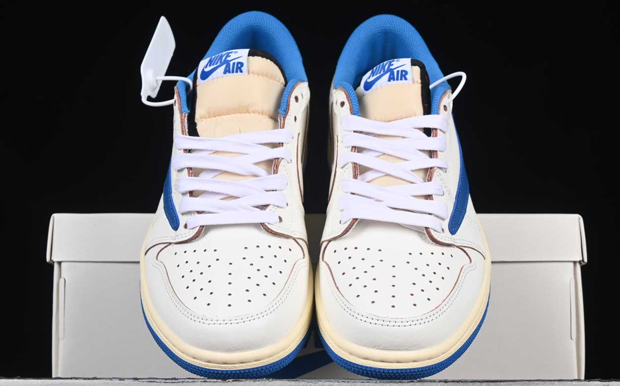 NovaVault Retro Court Low – Sail Blue Reverse Panel Sneaker