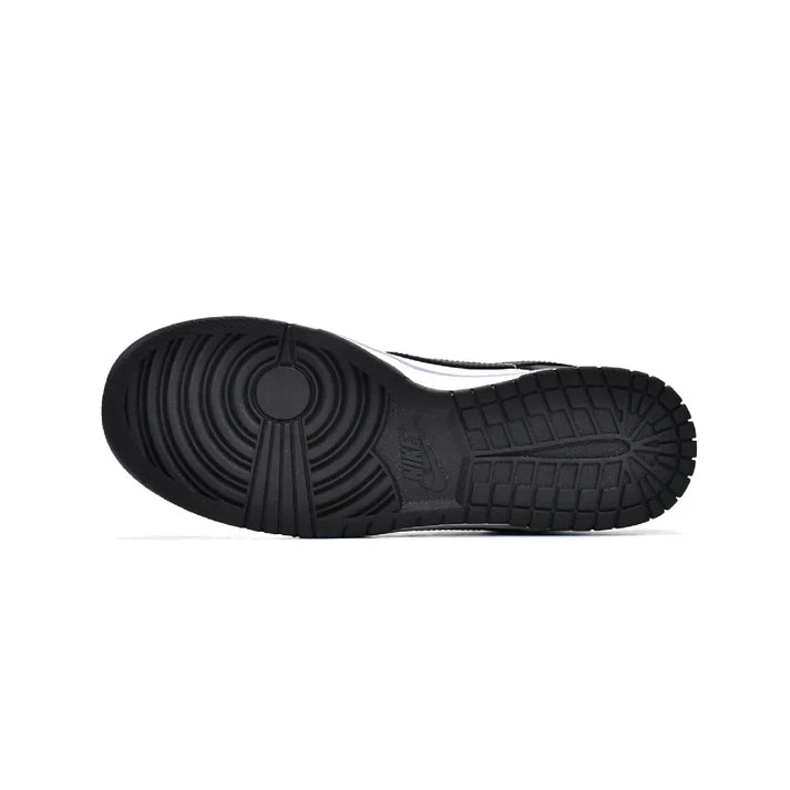 Black & White Low-Top Court Sneaker | Arclite CourtForm™