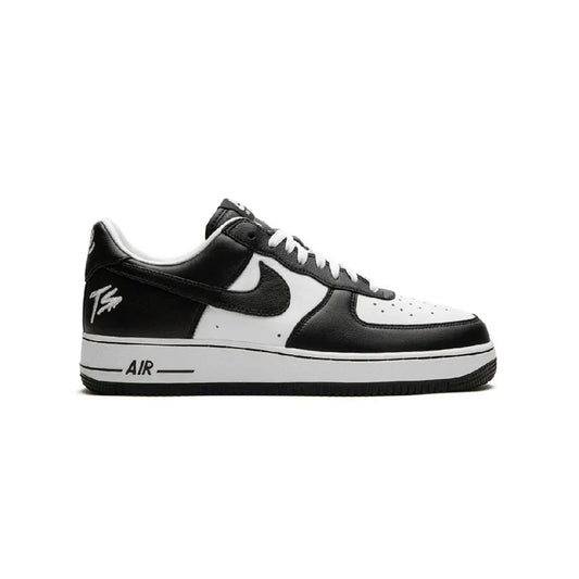 Black & White Classic Leather Court Sneaker | Trevora CourtMark™